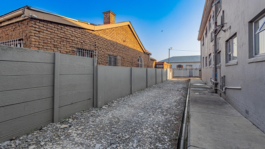 2 Bedroom Property for Sale in Brooklyn Western Cape